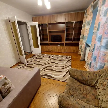 Helen Apartments 2-комн М.Богдановича, 147 *