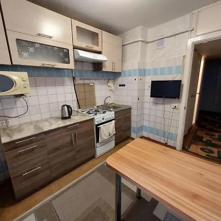 Helen Apartments 2-комн М.Богдановича, 147 Апартаменты